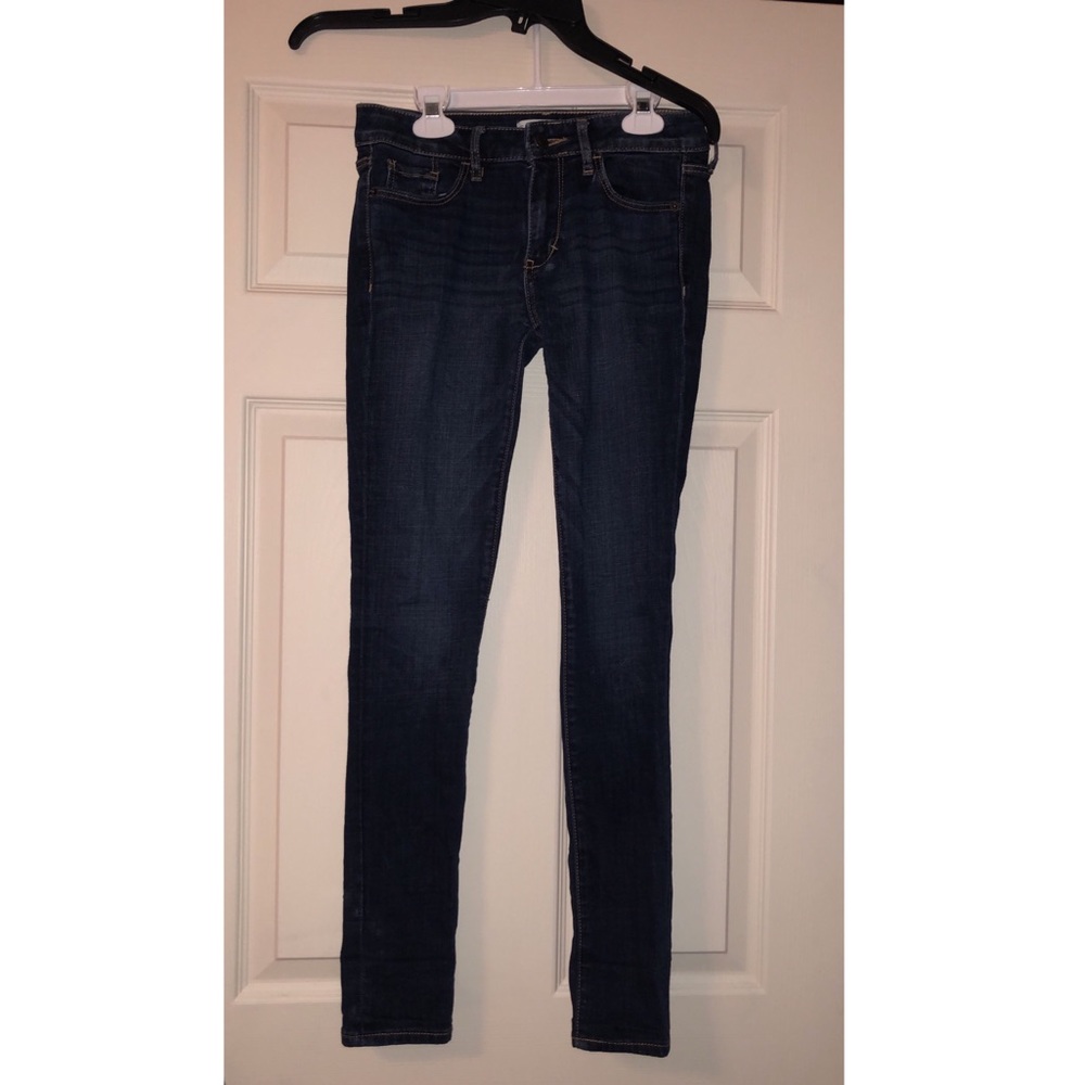 Abercrombie & Fitch Dark Wash Skinny Jeans